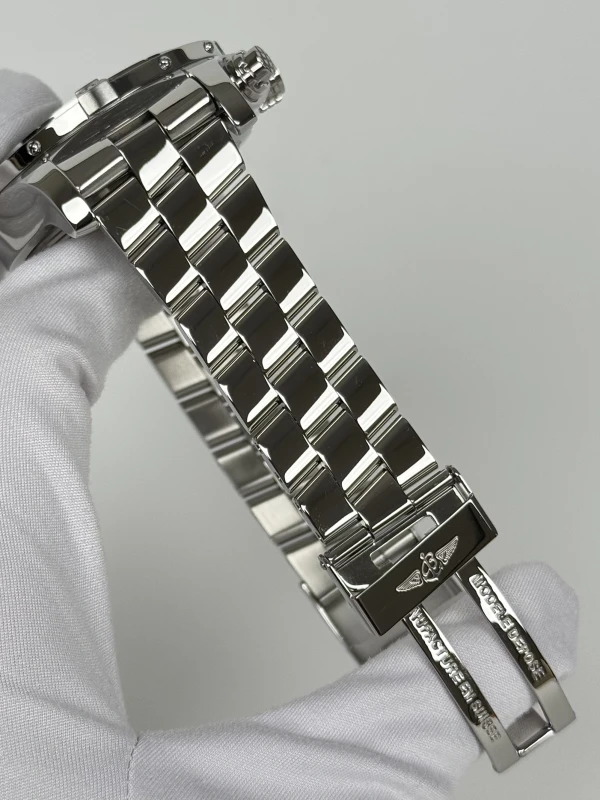 Breitling Super Avenger A1337011/B907/135A 6