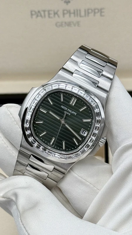 Patek Philippe 5711/1 5711/1300A-001 7