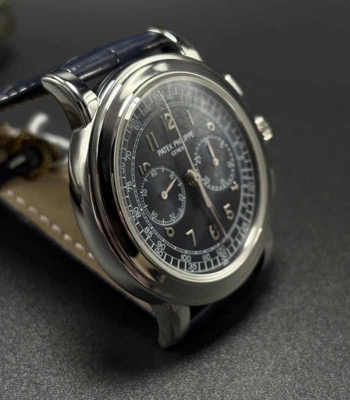 Patek Philippe 5070 5070P-001 3