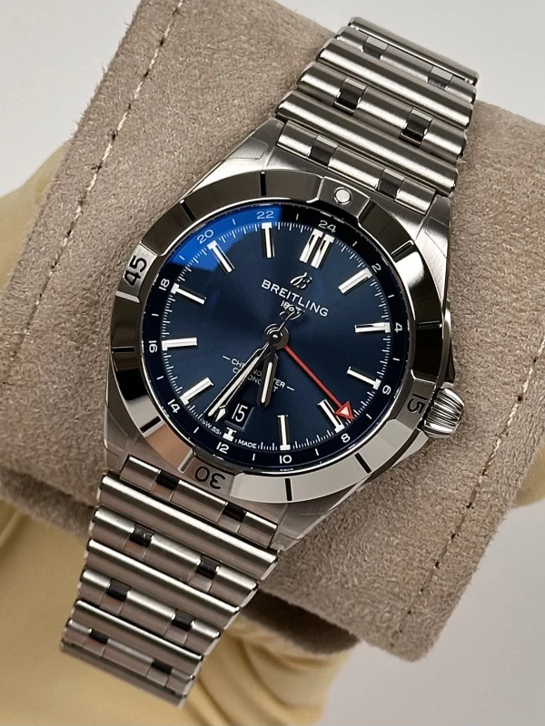 Breitling AUTOMATIC GMT 40 A32398101C1A1 4