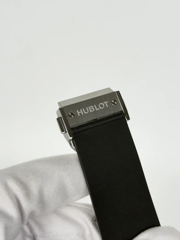 Hublot Chronograph Titanium 45 мм 521.NX.1171.RX 5