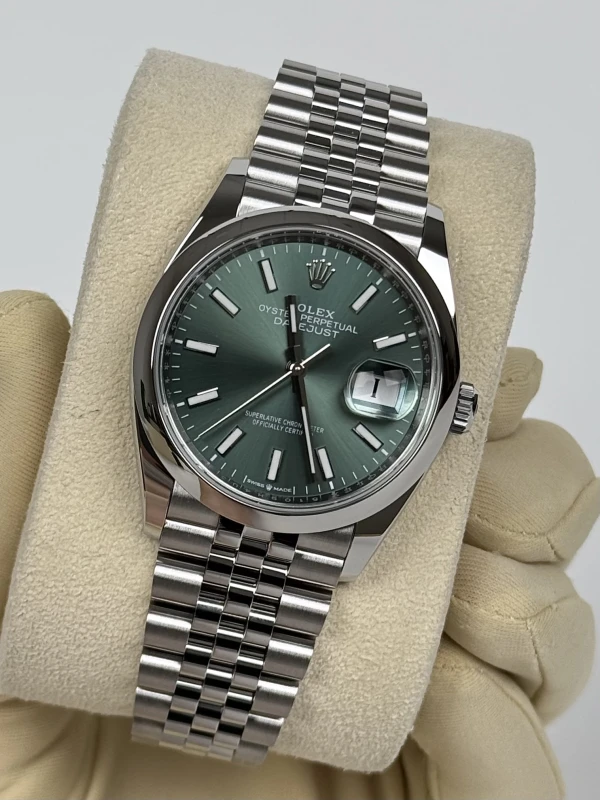 Rolex Datejust 36 mm Steel 126200-0023 4