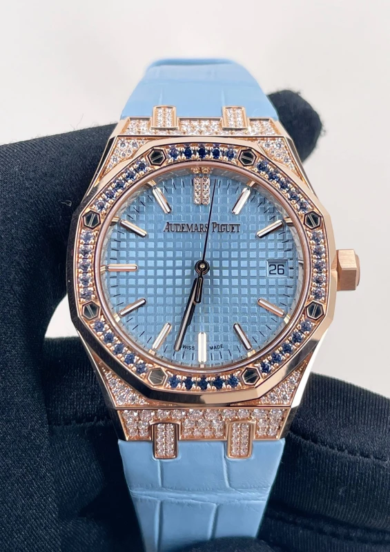Audemars Piguet Royal Oak Selfwinding 37 mm  15551OR.ZS.D344CR.01 5