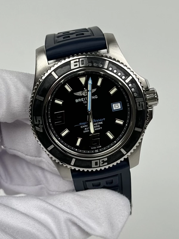 Breitling 44 A1739102/BA79-200S 3