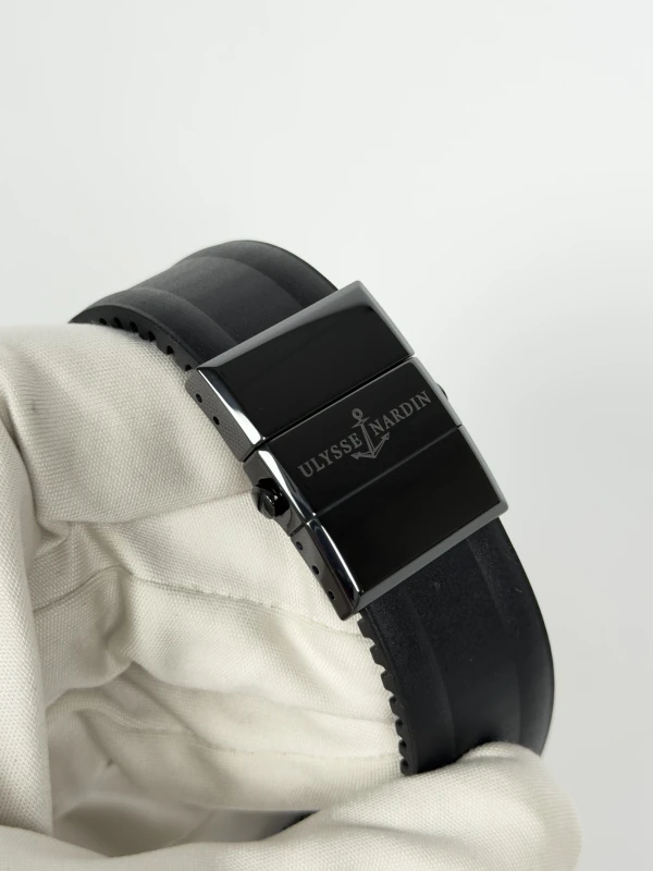 Ulysse Nardin Perpetual Calendar Black 320-00/3 6