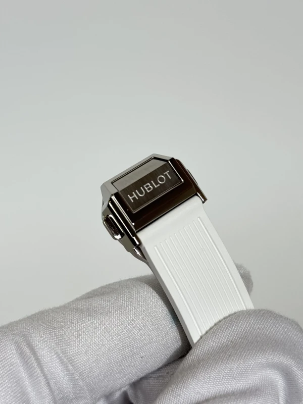 Hublot 682.SE.2010.RW.1204 5