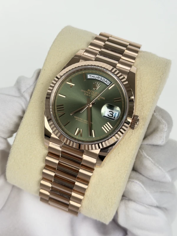 Rolex 36mm Everose Gold 128235-0089 3