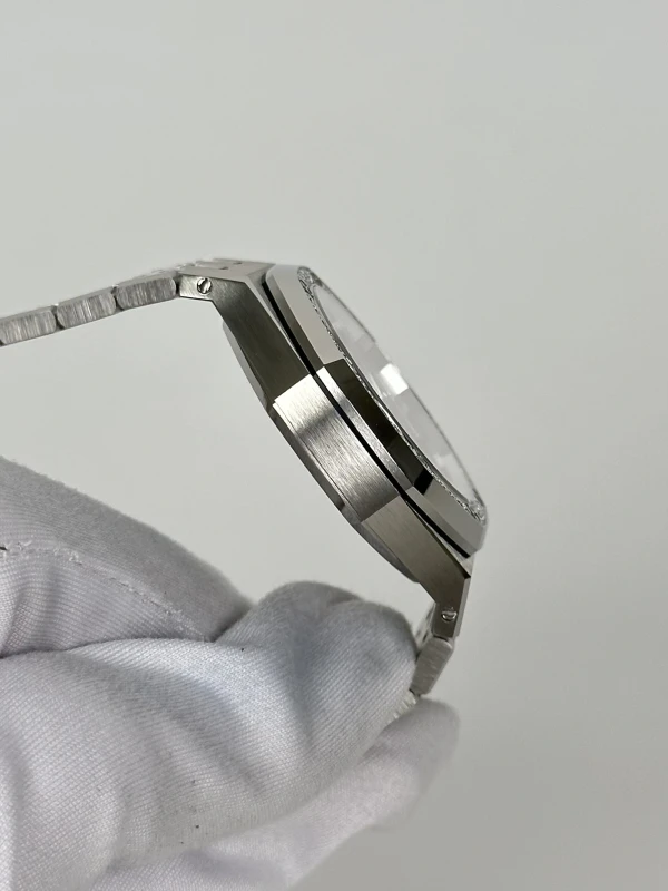 Audemars Piguet Selfwinding 37 mm 15451ST.ZZ.1256ST.03 3