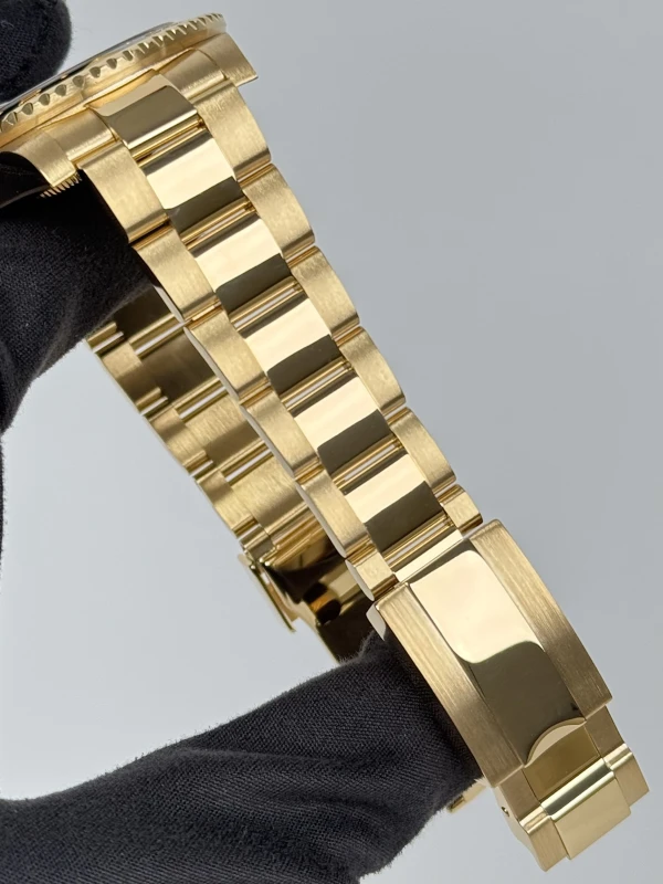 Rolex II 40mm Yellow Gold  116718LN-0001 5