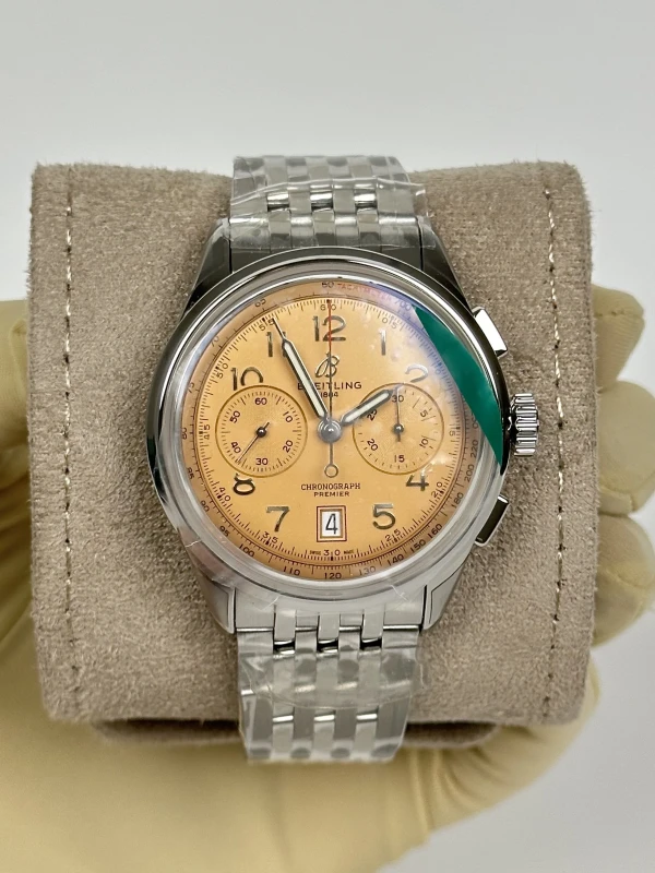 Breitling CHRONOGRAPH 42 AB0145331K1A1 2