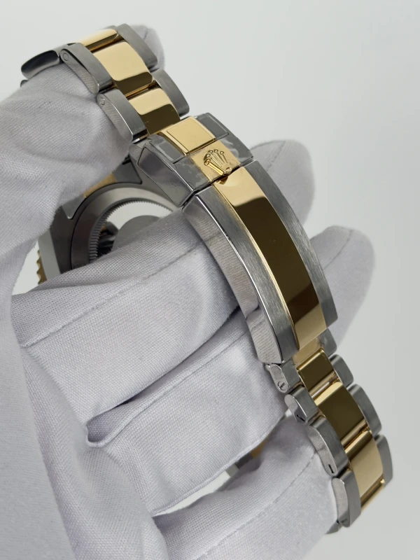 Rolex Date 41 mm Steel and Yellow Gold 126613ln-0002 3