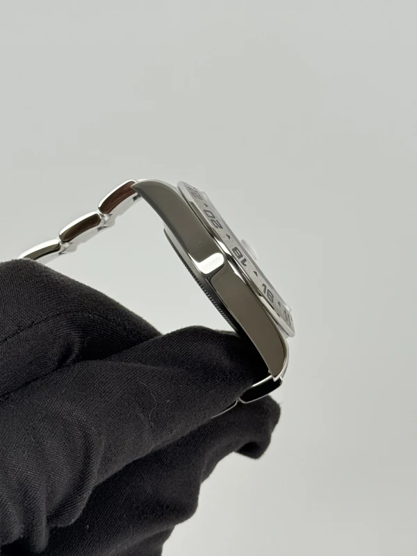 Rolex II 40MM STEEL 226570-0001 3