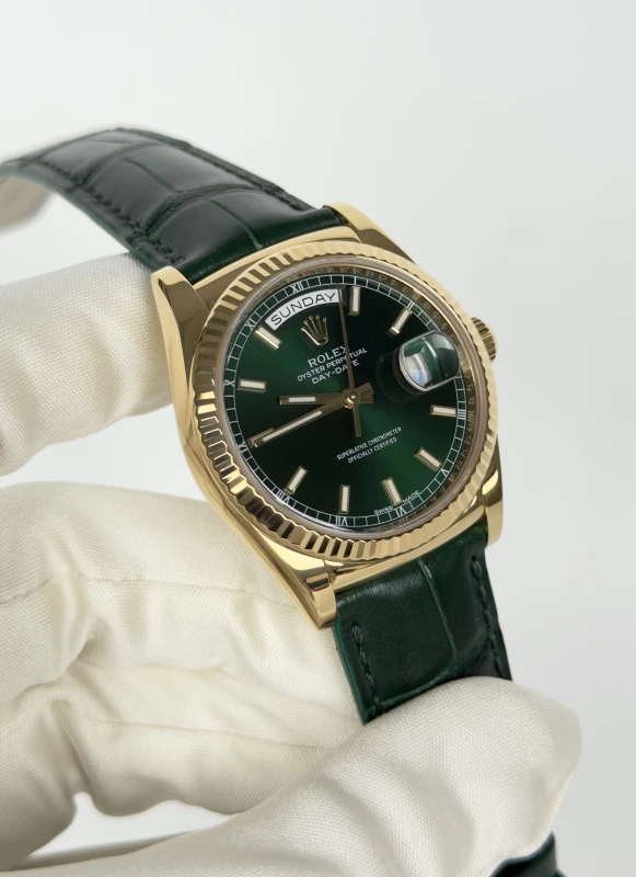 Rolex 36 mm, yellow gold 118138-0003 3