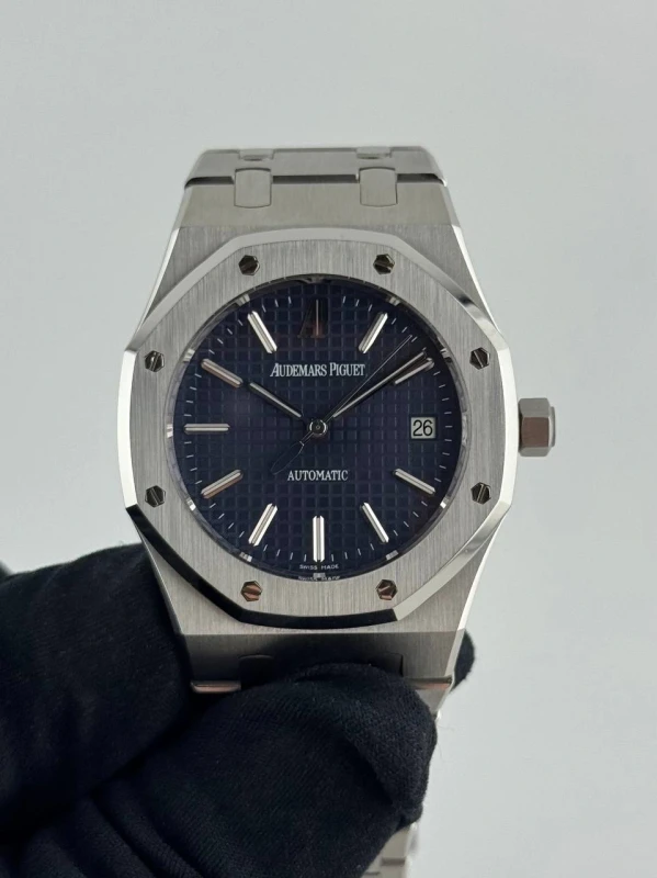 Audemars Piguet Selfwinding 39 mm 15300ST.OO.1220ST.02 3