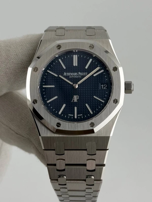 Audemars Piguet Royal Oak Jumbo Extra-Thin "50th Anniversary" 39 mm 16202ST.OO.1240ST.01 2