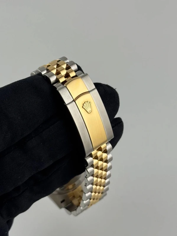 Rolex 36 MM 126203-0025 6