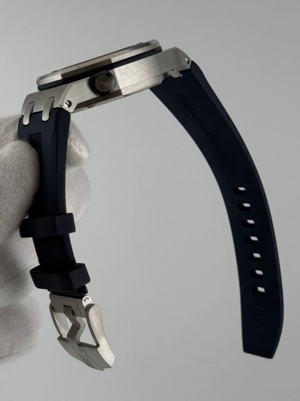 Audemars Piguet Diver 15720ST.OO.A027CA.01 7
