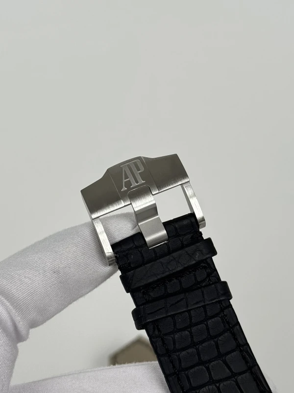 Audemars Piguet Chronograph 44mm 26400SO.OO.A002CA.01 8