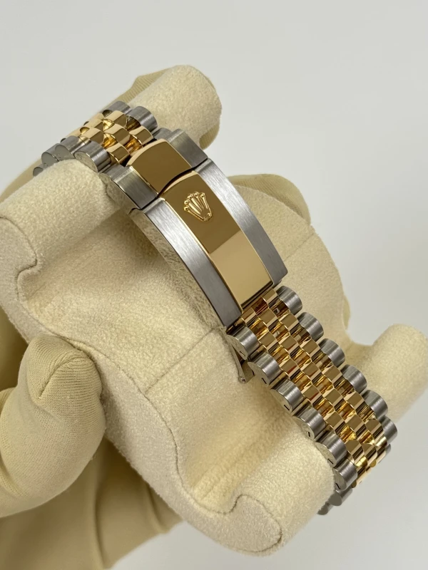 Rolex 41mm Steel and Yellow Gold 126333-0014 4