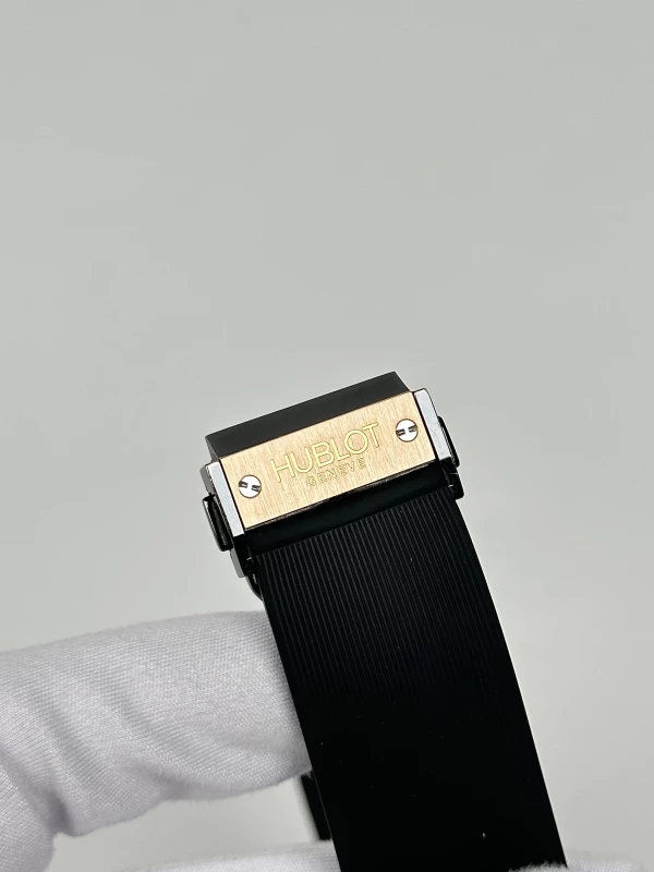 Hublot Chronograph Ceramic King Gold 521.CO.1181.RX 8