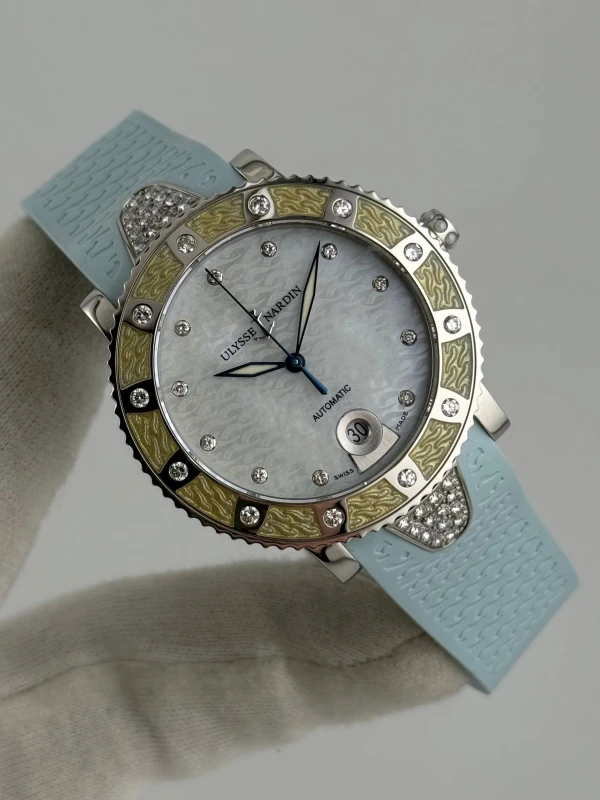 Ulysse Nardin Lady Diver  8103-101 5