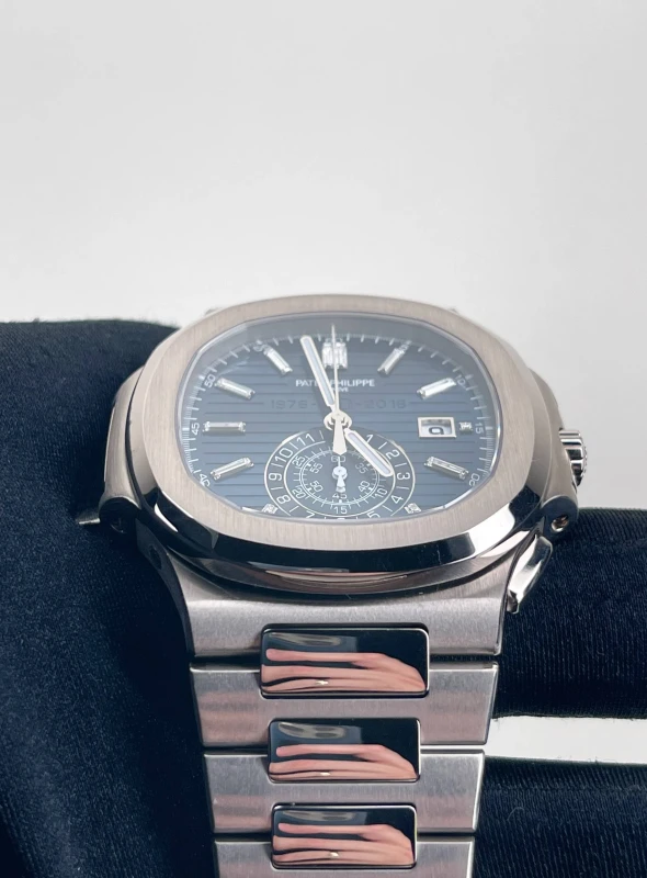 Patek Philippe 5976/1 5976/1G - 40th Anniversary 5