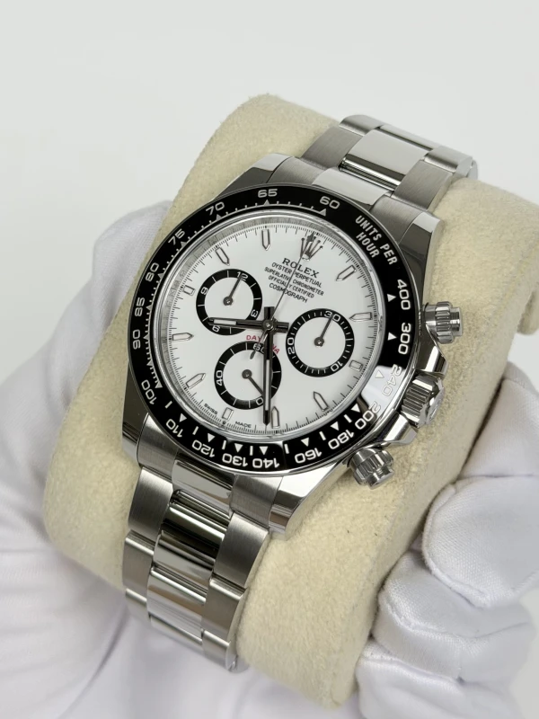 Rolex Cosmograph Daytona 40mm Steel 126500ln-0001 3