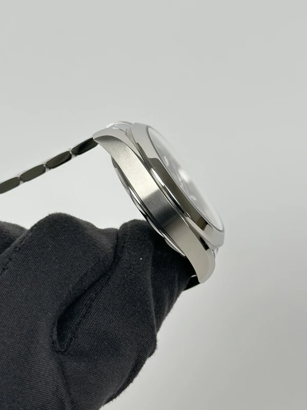 Omega 220.10.43.22.03.001 4