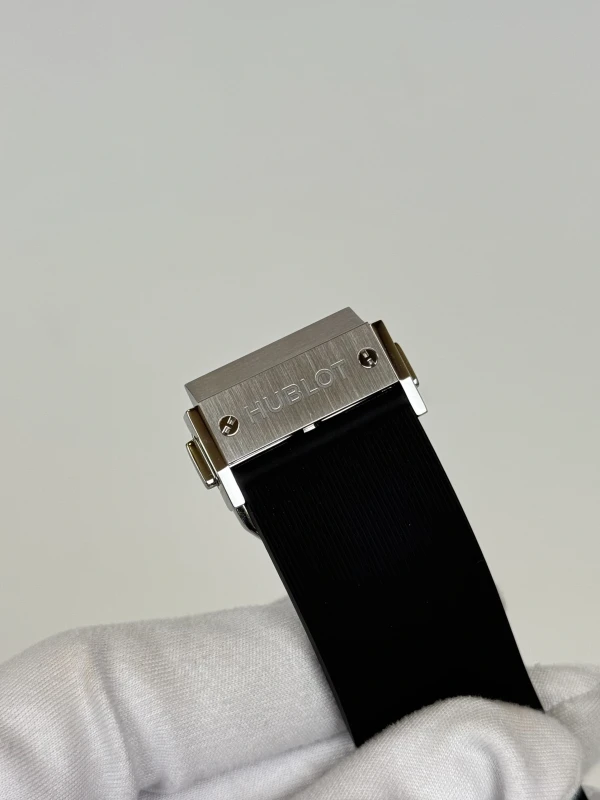 Hublot Classic Fusion Chronograph Europa League 521.NQ.7029.RX.UEL17 6