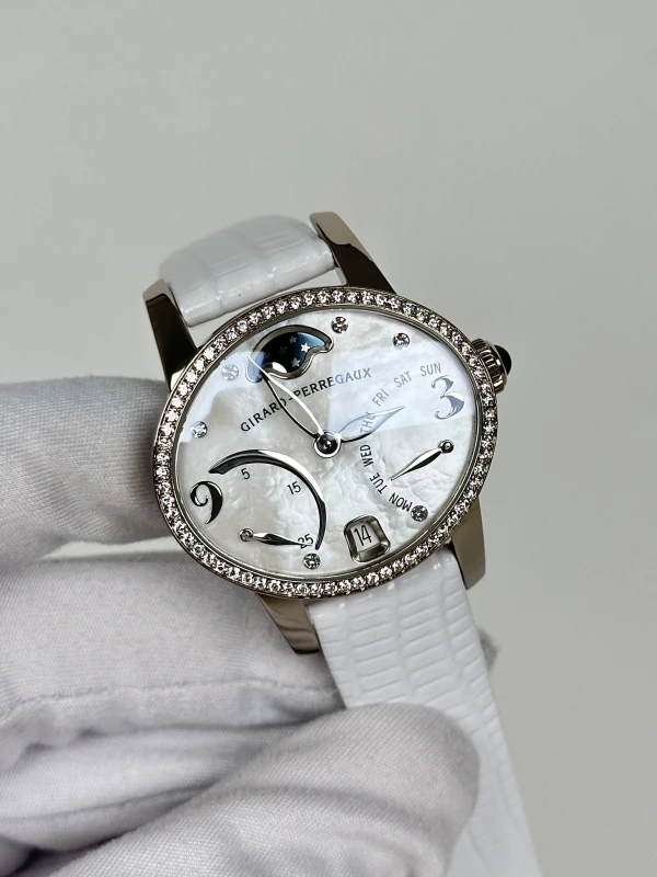 Girard Perregaux Bi-Retro  80485D53A761-KK7A 3