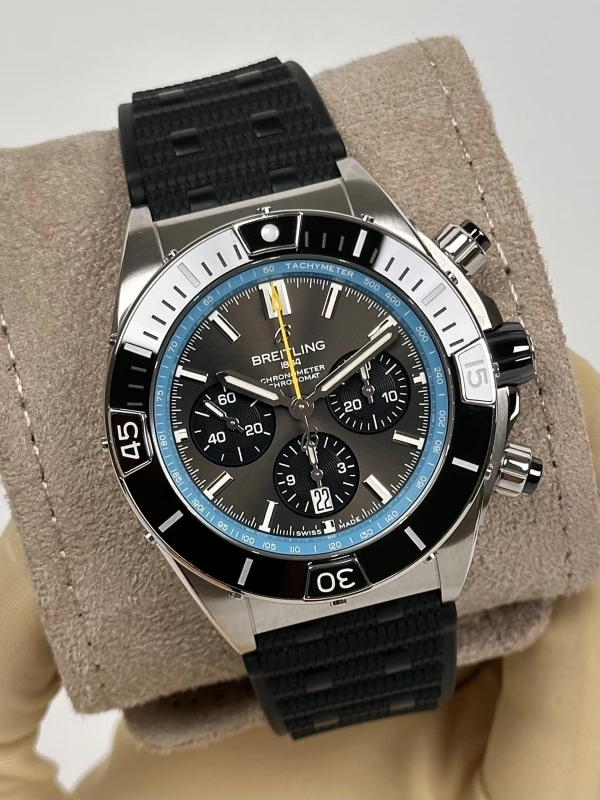 Breitling B01 44 AB01366A1B1S1 3