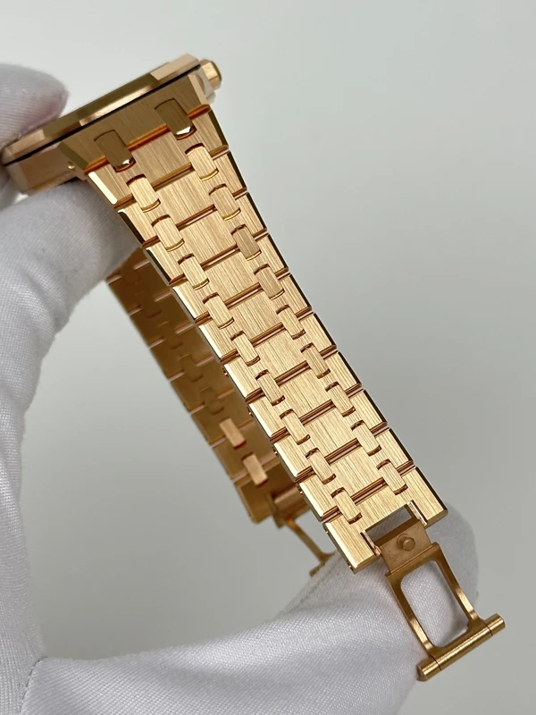 Audemars Piguet 77450OR.OO.1361OR.01 7
