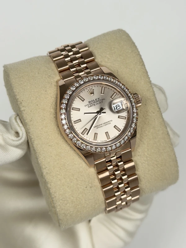 Rolex 28 mm Everose Gold  279135rbr 2
