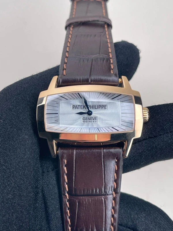 Patek Philippe 11032004 5
