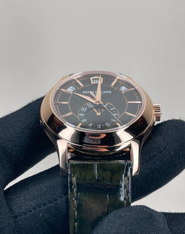 Patek Philippe 5205 5205R-011 4