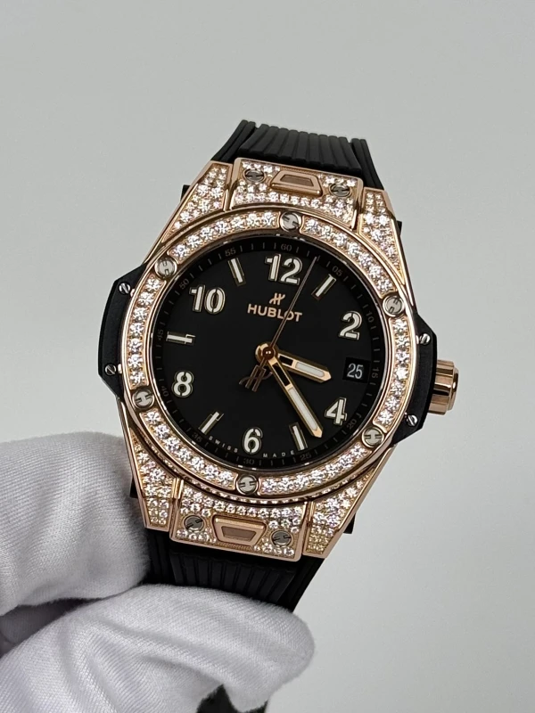 Hublot One Click 39 mm King Gold Pave  465.OX.1180.RX.1604 4