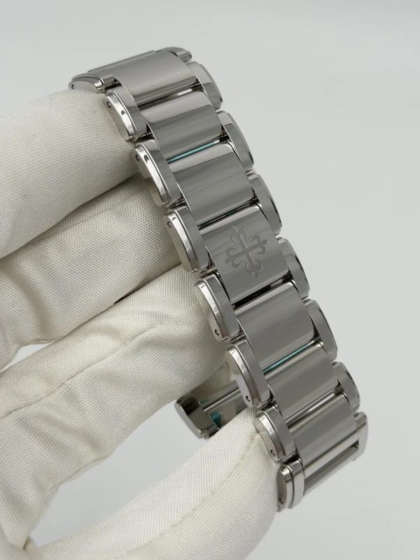 Patek Philippe Twenty-4 4910/1200A-011 4910/1200A-011 3