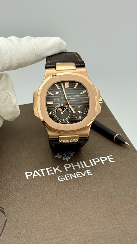 Patek Philippe 5712 5712R-001 3