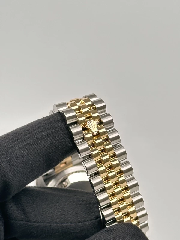 Rolex 36mm Steel and Yellow Gold 116233 sdj 7