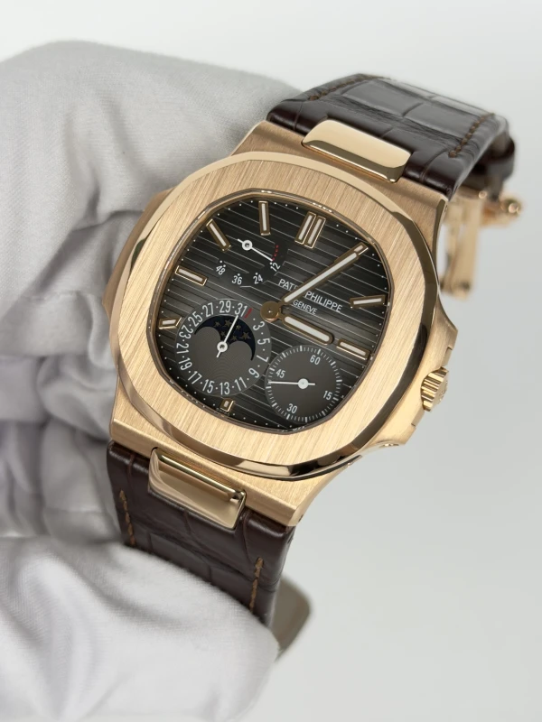 Patek Philippe 5712 5712R-001 4