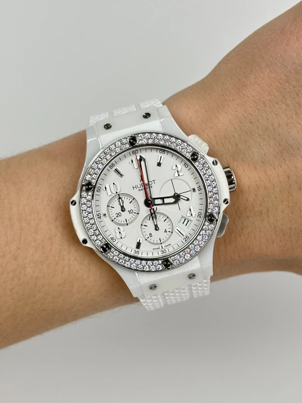 Hublot Steel White Diamonds 41 mm 342.SE.230.RW.114 9