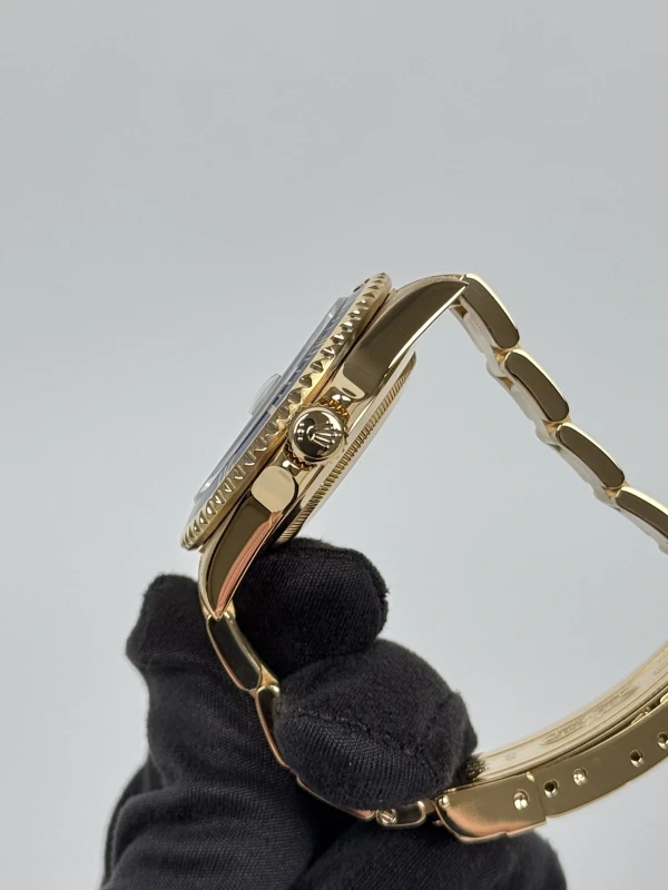 Rolex Date 40mm  16618 4