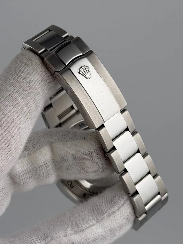 Rolex 40mm Steel 116400GV-0001 6