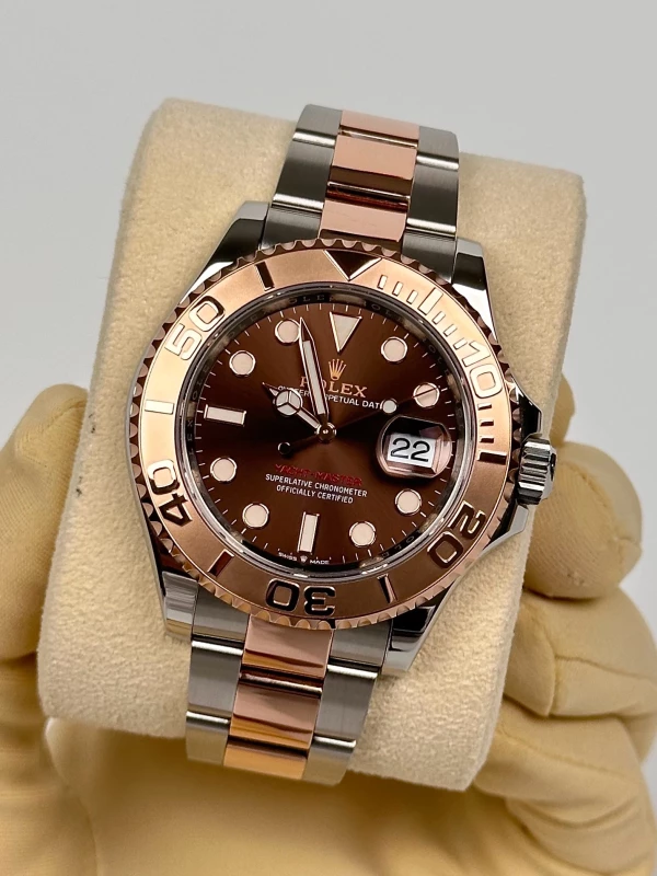 Rolex 40 MM, OYSTERSTEEL AND EVEROSE GOL 126621-0001 4