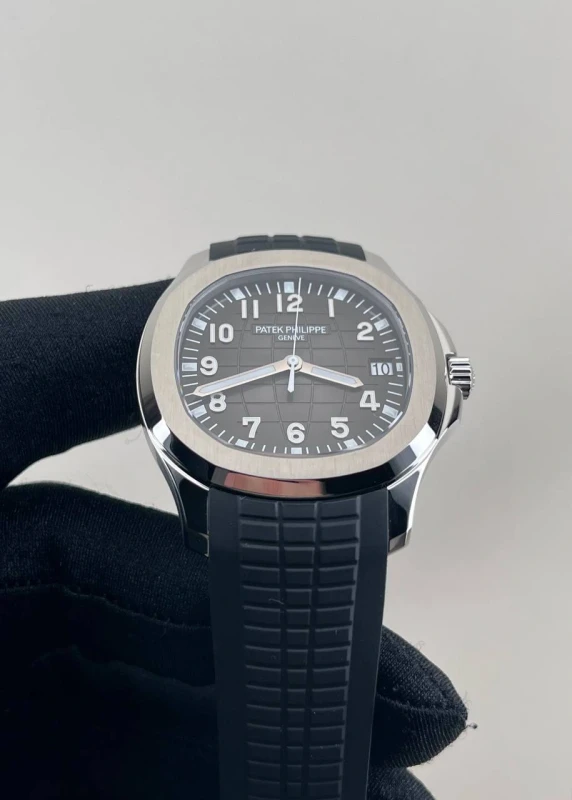 Patek Philippe 5167 5167A-001 4