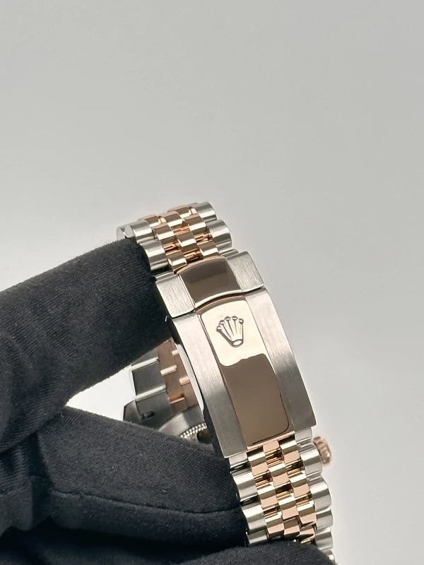 Rolex 41mm Steel and Everose Gold 126331-0002 7