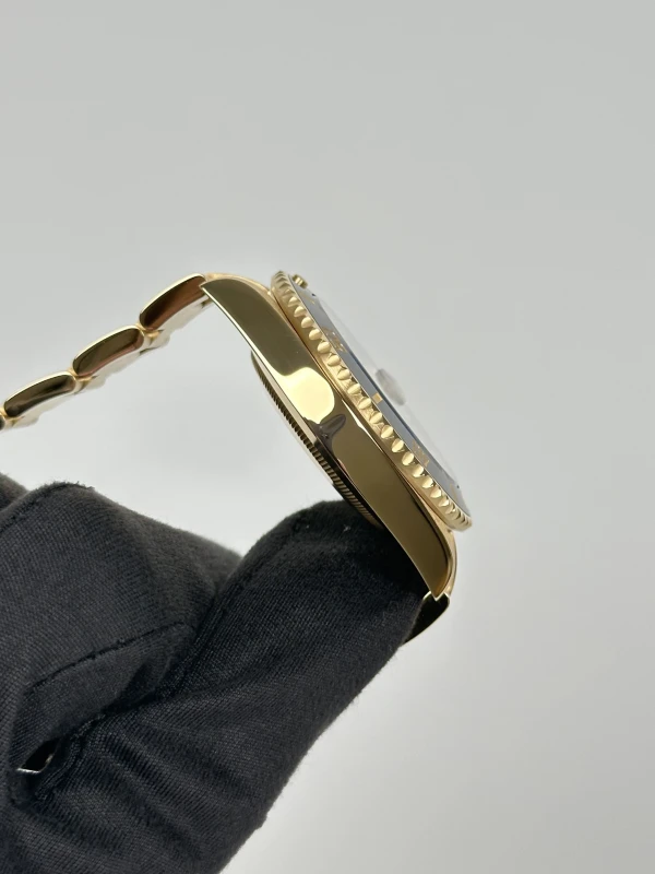 Rolex Date 41 mm Yellow Gold 126618ln-0002 3