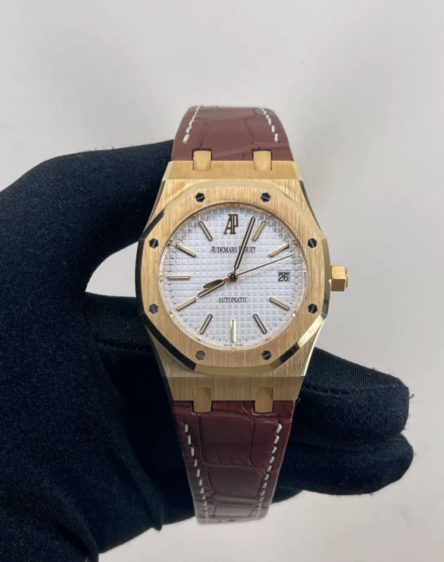 Audemars Piguet Selfwinding 39 mm 15300BA.OO.D088CR.01 5
