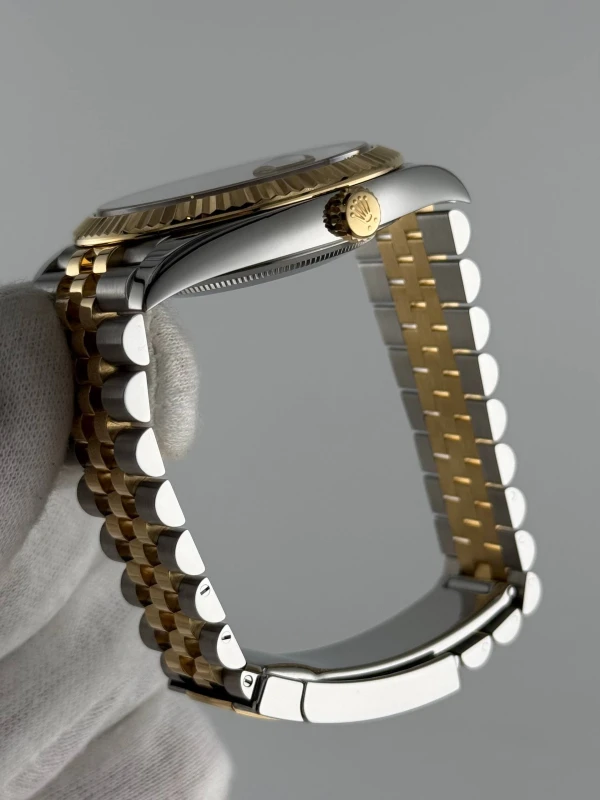 Rolex 41mm Steel and Yellow Gold 126333-0010 6