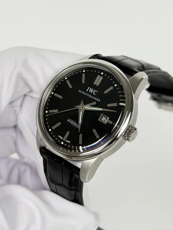 IWC Automatic IW323301 4